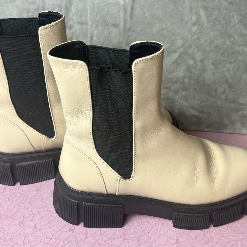 Zara Women's Combat Boot Style, Women's Size 39 beige/cream